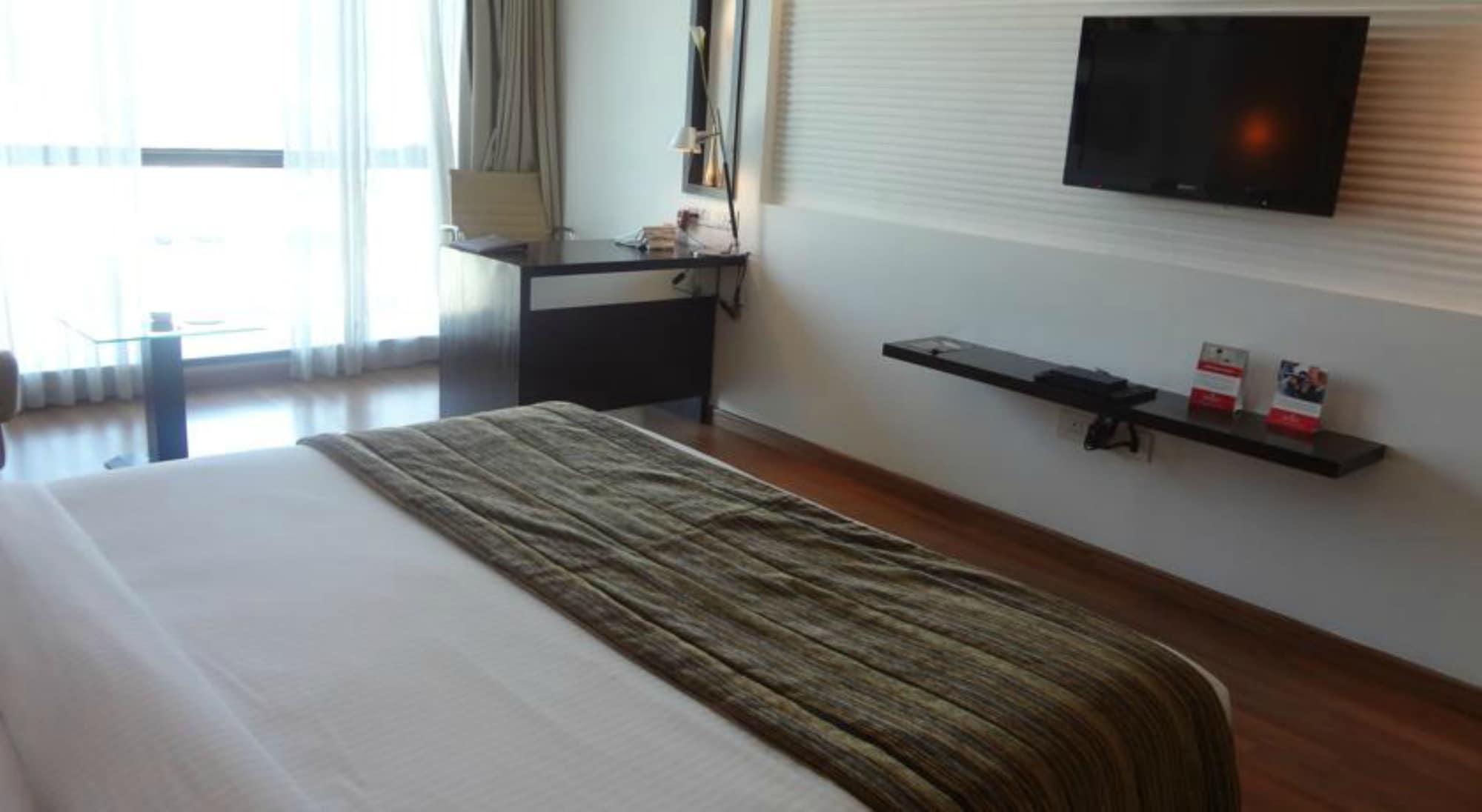 Ramada By Wyndham Navi Mumbai Hotel Luaran gambar