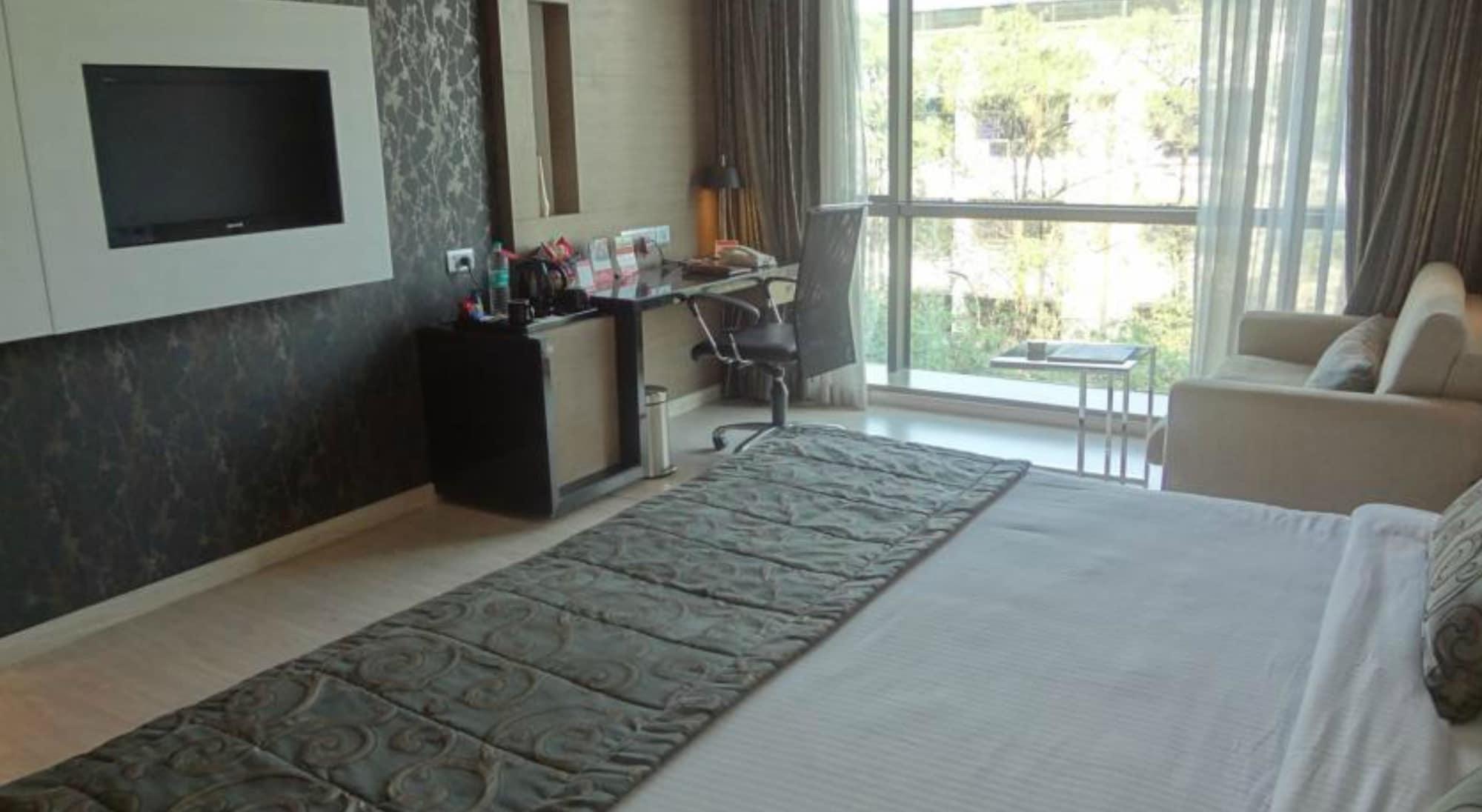 Ramada By Wyndham Navi Mumbai Hotel Luaran gambar