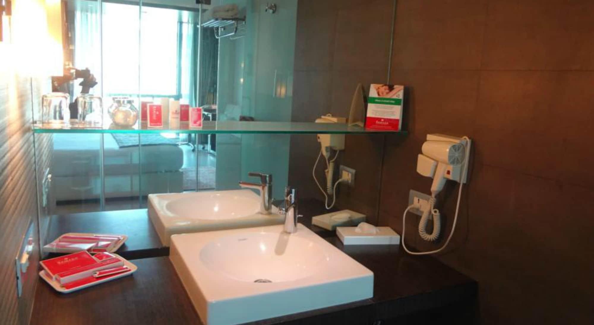Ramada By Wyndham Navi Mumbai Hotel Luaran gambar