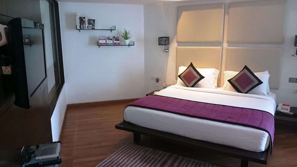 Ramada By Wyndham Navi Mumbai Hotel Luaran gambar