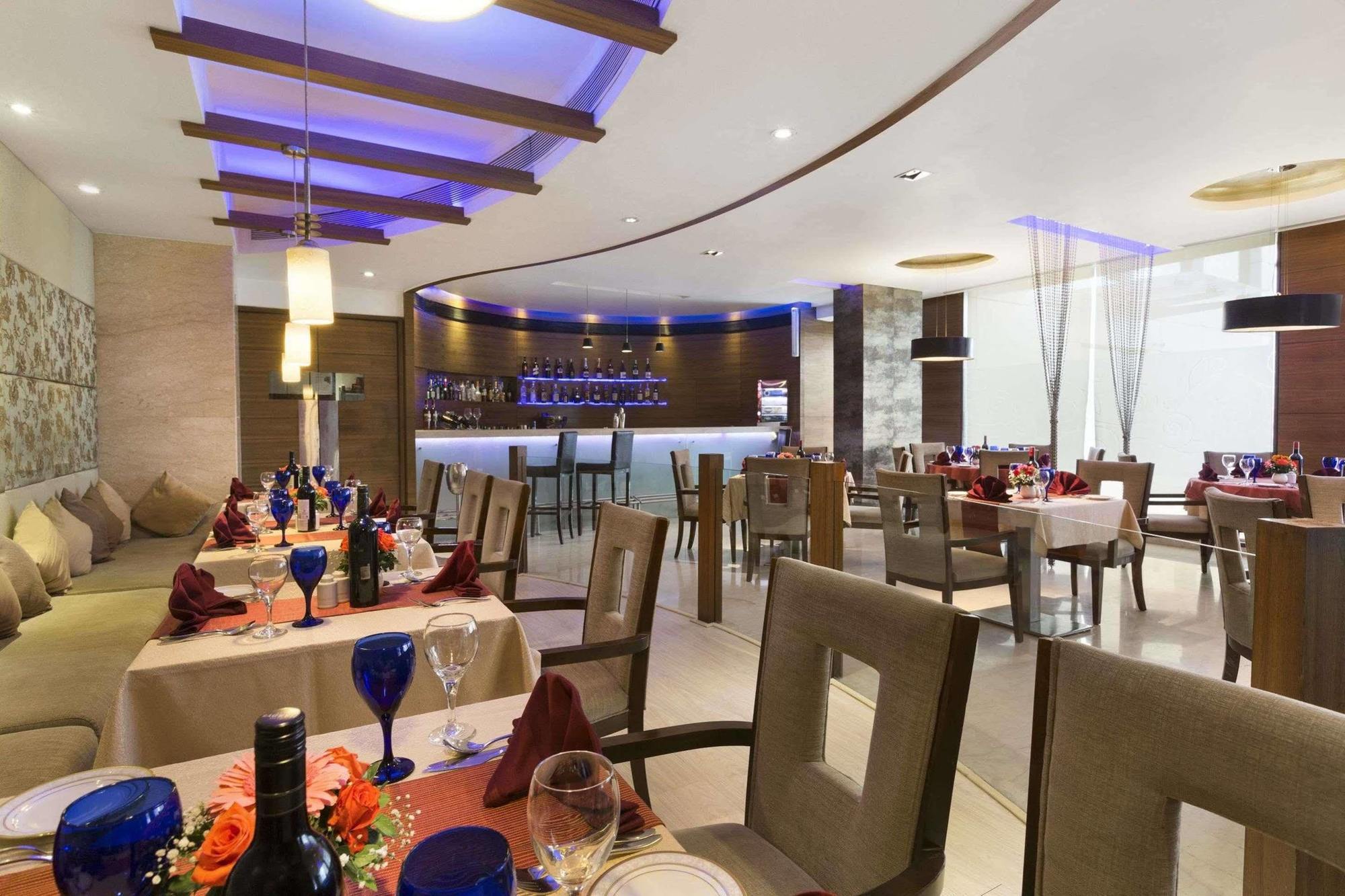 Ramada By Wyndham Navi Mumbai Hotel Luaran gambar