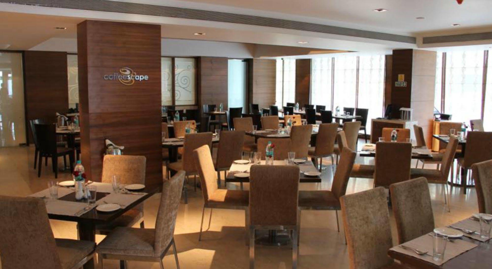 Ramada By Wyndham Navi Mumbai Hotel Luaran gambar
