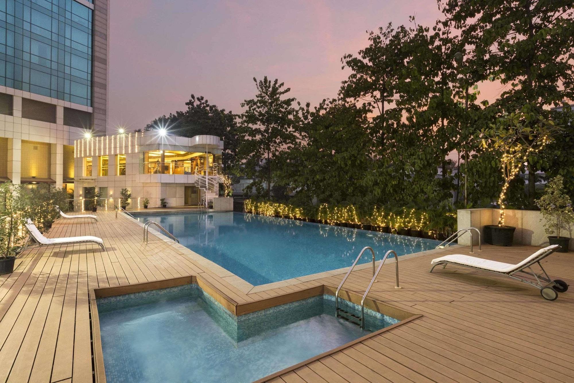 Ramada By Wyndham Navi Mumbai Hotel Luaran gambar