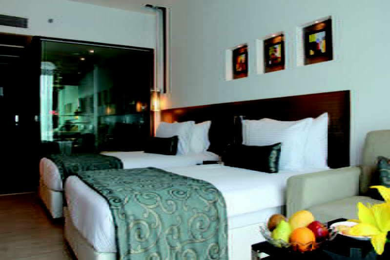 Ramada By Wyndham Navi Mumbai Hotel Luaran gambar